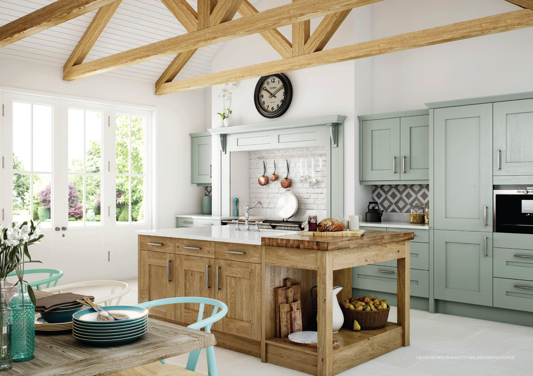 knotty oak fitted kitchen